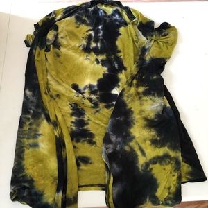 Short sleeve cardigan